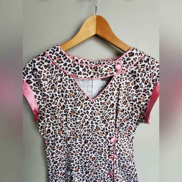 SOLD    Animal print dress - Picture 3 of 6